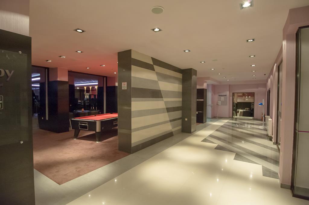 Belmont Ski & Spa Hotel パンポロボ エクステリア 写真