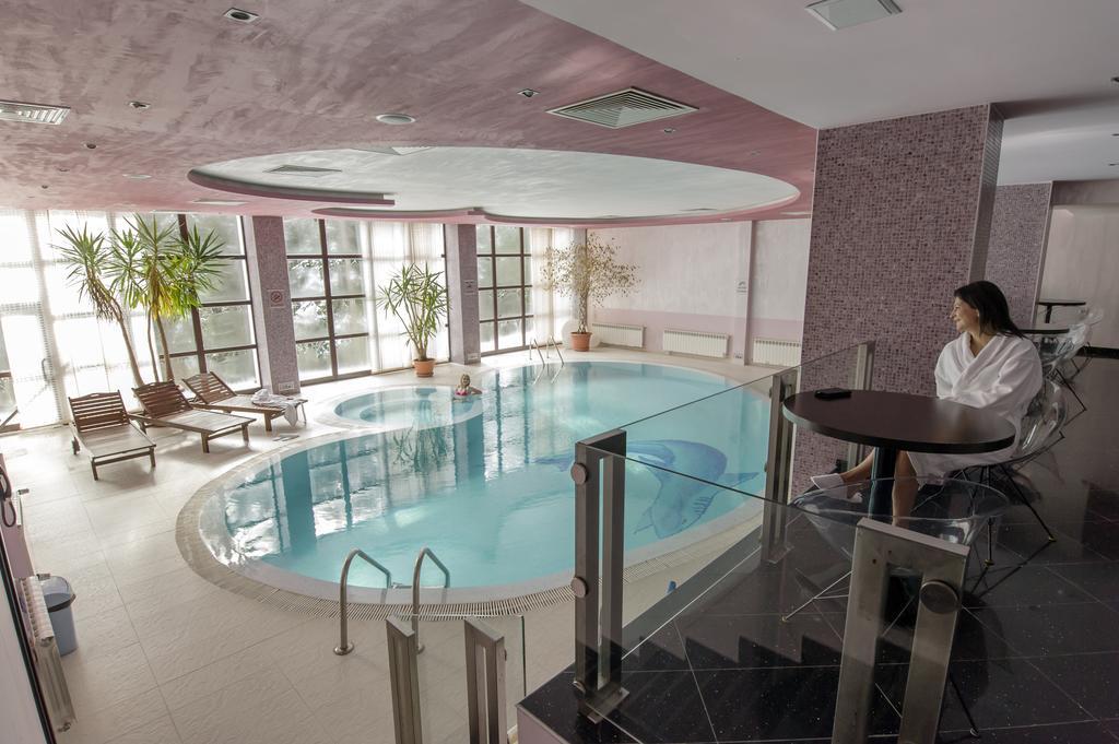 Belmont Ski & Spa Hotel パンポロボ エクステリア 写真